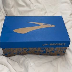 Brooks Adrenaline GTS 19
